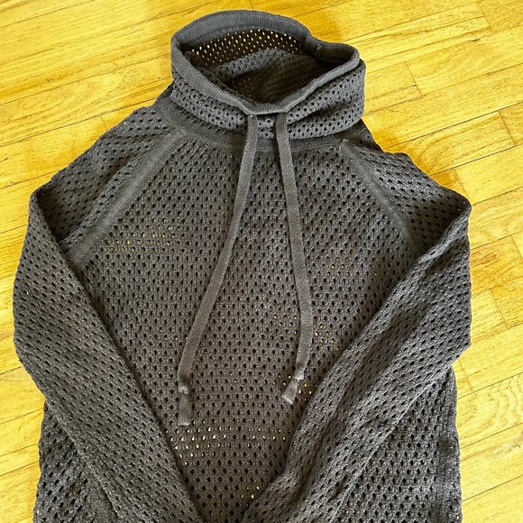 Prana crochet sweater - Picture 1 of 3